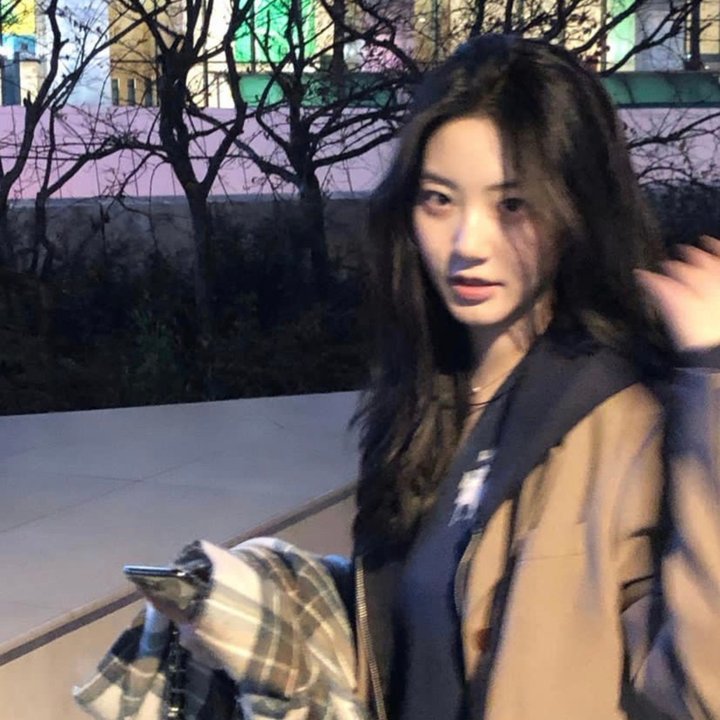 春川歌手 海报